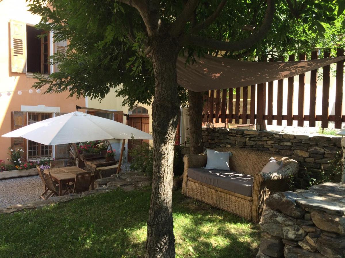 Bed and Breakfast Le Val D'Ailleurs Jausiers Exterior foto