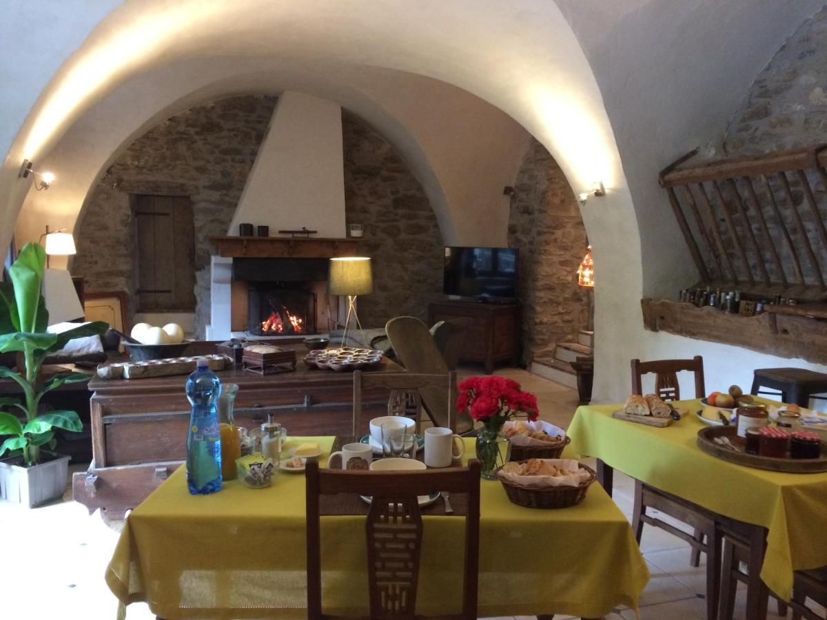 Bed and Breakfast Le Val D'Ailleurs Jausiers Exterior foto