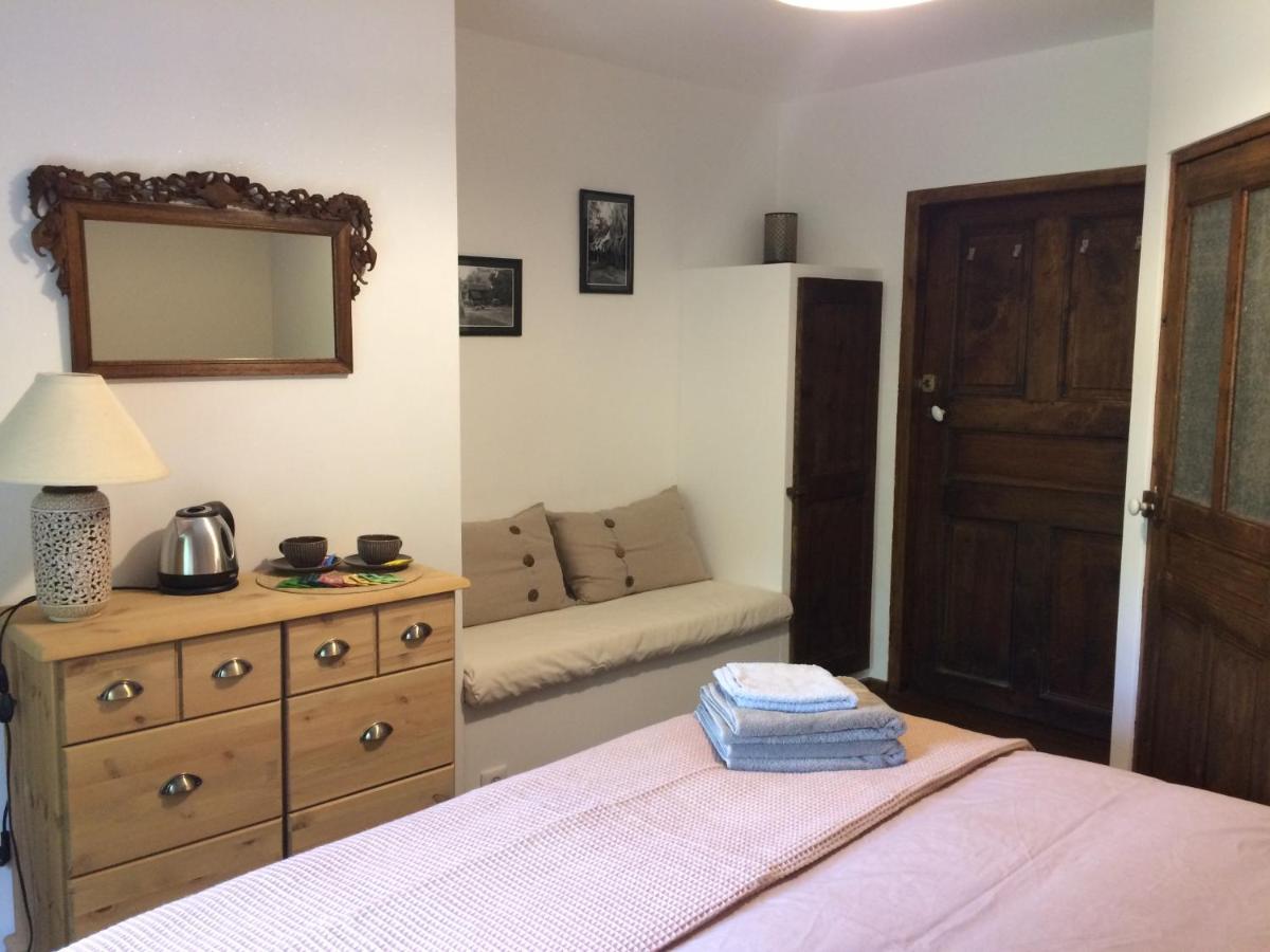 Bed and Breakfast Le Val D'Ailleurs Jausiers Exterior foto